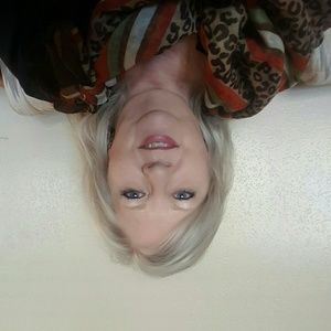 Meet your Posher, Marilyn