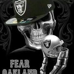 Meet your Posher, Robert gonzo