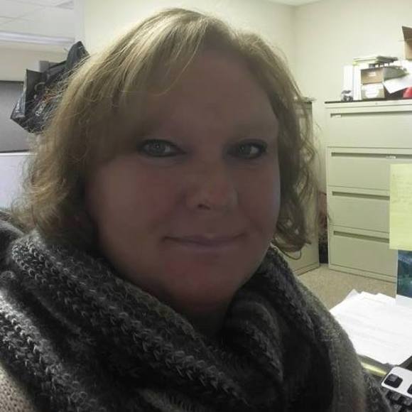 Meet your Posher, Heather - Picture 1 of 1