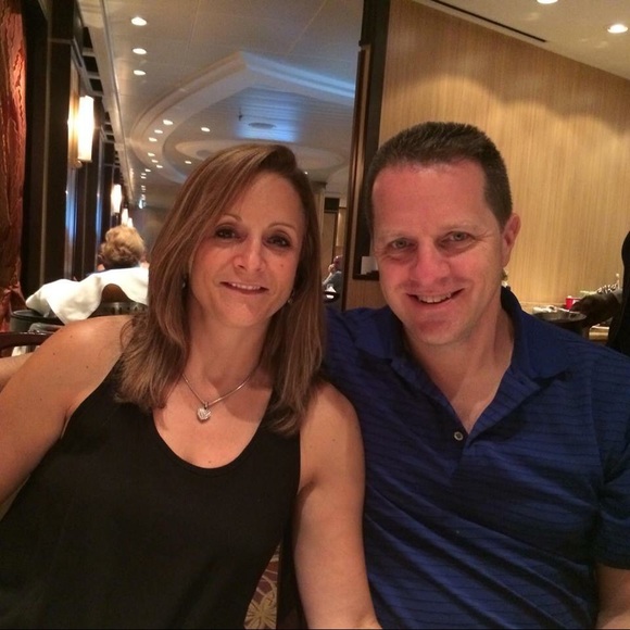 Meet your Posher, Debra