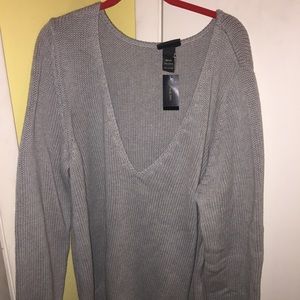 Plus gray cable knit sweater. NWT 26/28. 🎀