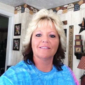 Meet your Posher, Phyllis