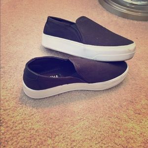 Black canvas slip on shoes