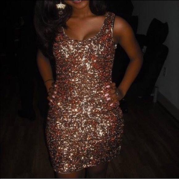 🎉Gorgeous rose gold sequin dress🎉