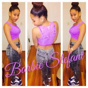 Meet your Posher, Stefani