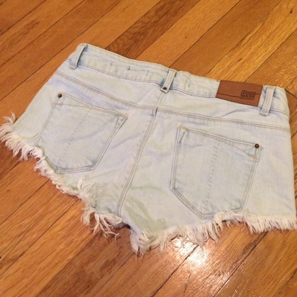 Zara cutoffs
