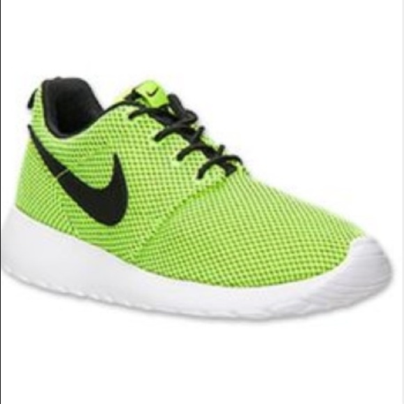 Neon Nike roshe
