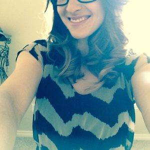 Meet your Posher, Rachel