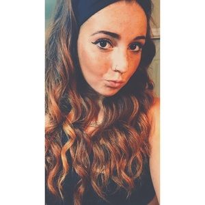 Meet your Posher, Olyvia