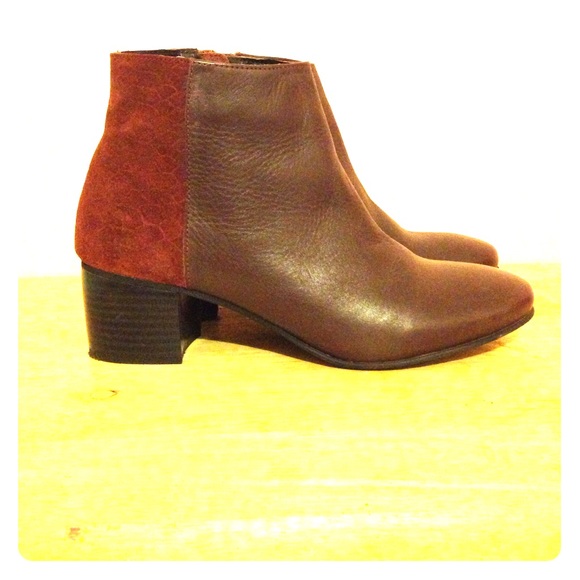 Topshop Bennet suede bootie burgundy