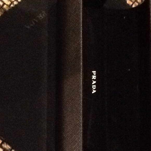 Prada Glasses * Case * Silk Cloth - Picture 2 of 4