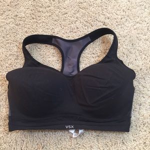 Sports bra 34ddd