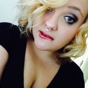 Meet your Posher, Catherine