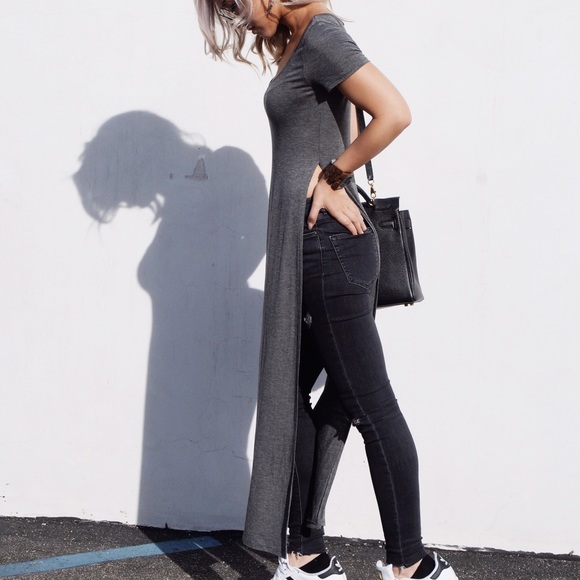 Creme de la fame Tops - CREME de la FAME Long Maxi Tee Creme de la fame Tops - CREME de la FAME Long Maxi Tee
