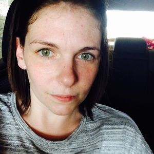 Meet your Posher, Jenn