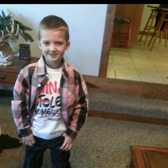 Meet your Posher, Tonya - Picture 1 of 1