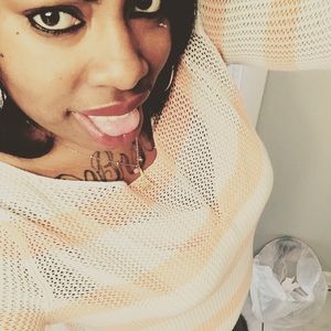 Meet your Posher, Brittney