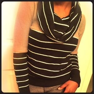Black and gray sweater