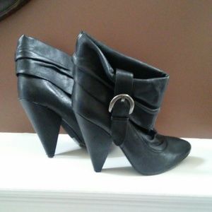 Jessica Simpson slouch bootie