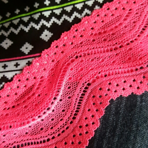 PINK alpine print panties (large)???? - Picture 2 of 4