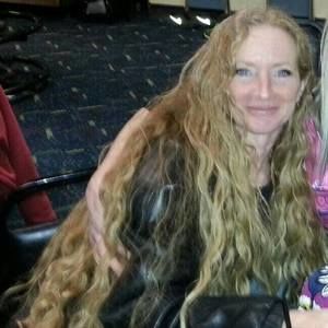 Meet your Posher, Jade