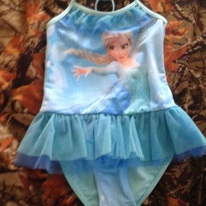 Girls swimsuit