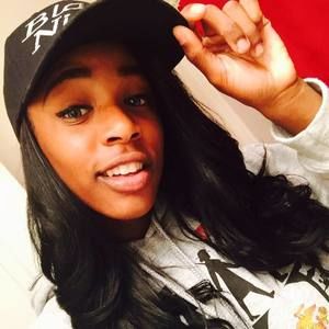 Meet your Posher, Carmen