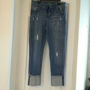 Apt 9 distressed cuffed cropped jeans