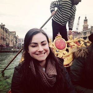 Meet your Posher, Janelle