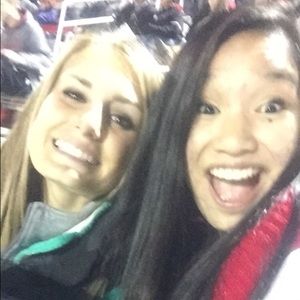 Meet your Posher, Elli