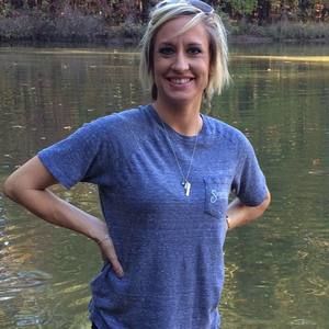 Meet your Posher, Whitney