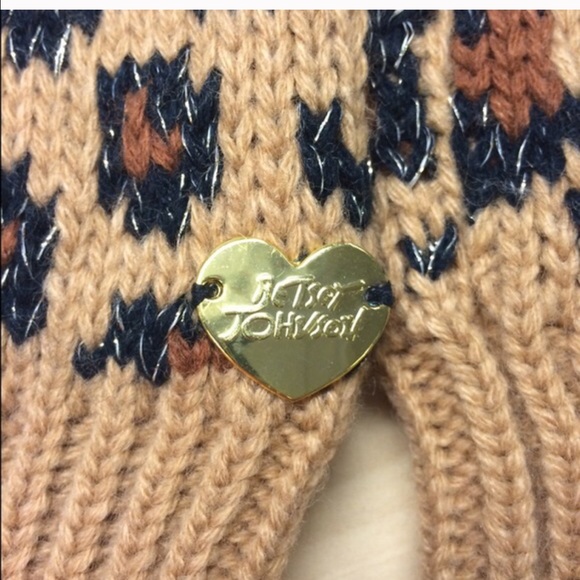 Betsey Johnson fingerless texting gloves