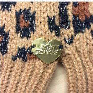 Betsey Johnson fingerless texting gloves