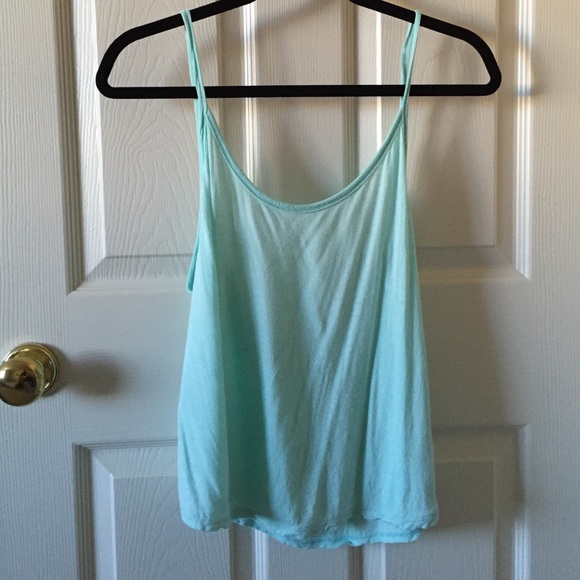 UO low back tank