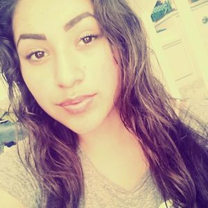 Meet your Posher, Itzel