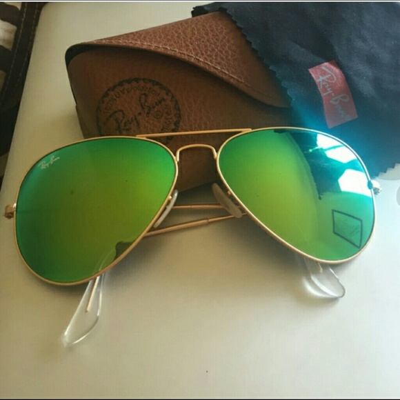 Green Ray Ban Mirrored Aviators