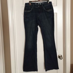 Apt 9 Jean Size 8