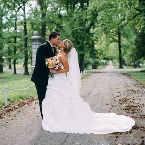 Meet your Posher, Cara