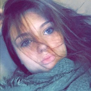 Meet your Posher, Lillian