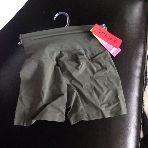 Girl short super slimming