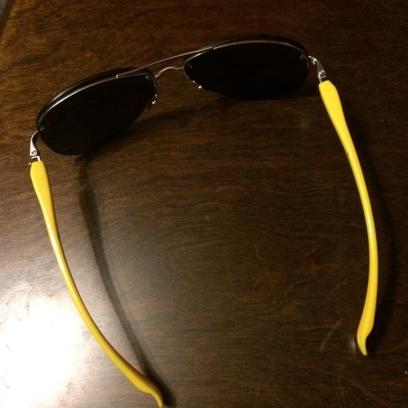 Authentic PRADA aviator Sunglasses 😎 - Picture 3 of 4