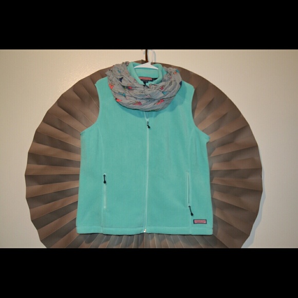 Vineyard Vines westerly vest.