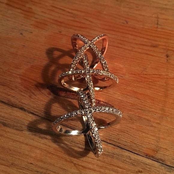 Charming Charlie crisscross ring crystal set gold