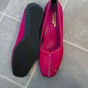 Those perfect little red shoes