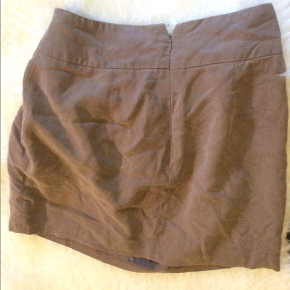 SOLD NWOT Suede skirt. Department store skirt - Picture 3 of 4