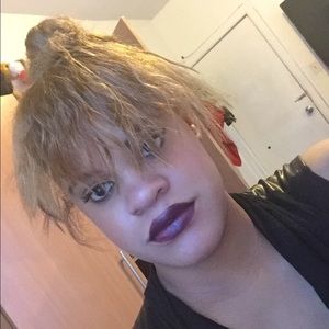 Meet your Posher, Rose