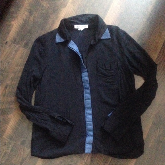 🍁BCBGeneration dress shirt - Picture 1 of 4