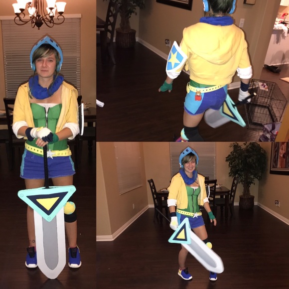 Meet your posher! - Picture 2 of 2