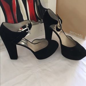 Michael Kors Flynn Black Heels