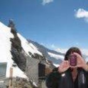 Meet your Posher, Jeannette